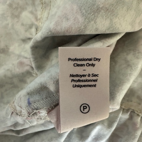 NWT Cinq à Sept Floral Denim Lizzie Jacket. Size 4. - Picture 9 of 9